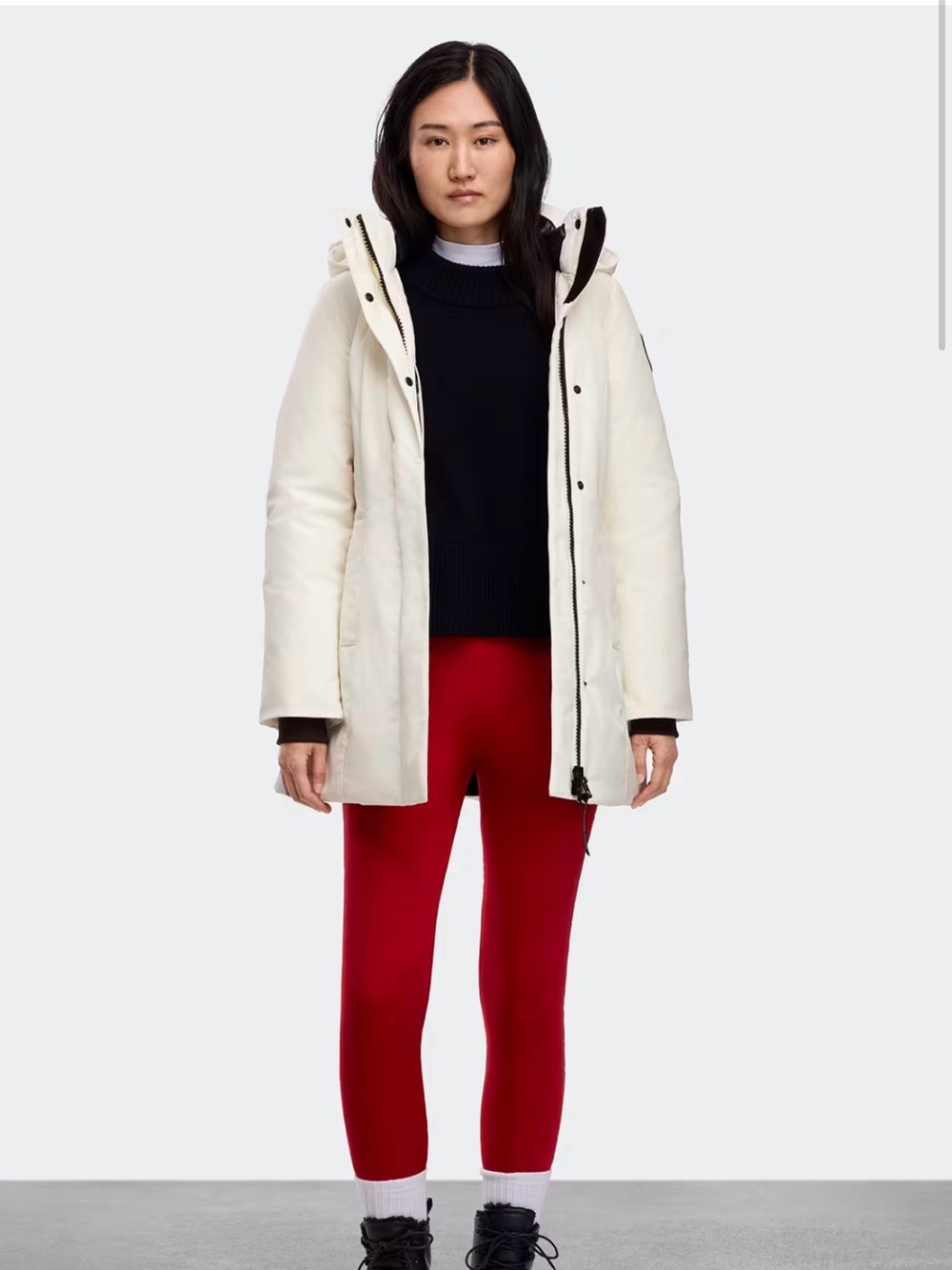 Canada goose white down coat women’s size xs